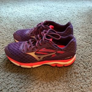 Mizuno Wave Inspire 12